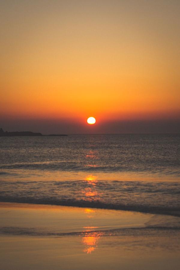 White Park Bay Youth Hostel Баллинтой Экстерьер фото